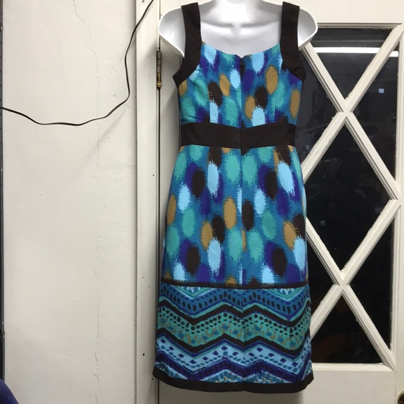 Multi-Colored Sleeveless Dress - Picture 3 of 5